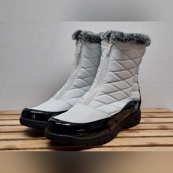 TOTES Womens | White & Black | Esther Pull On Winter Boots Size 10M - Picture 2 of 10